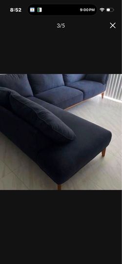 Sectional couch