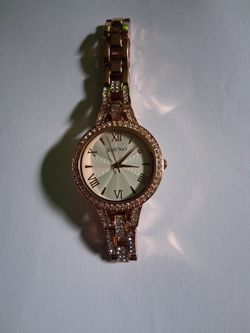 Ellen Tracy watch
