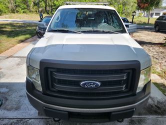 2013 Ford  F150 super crew cab XL