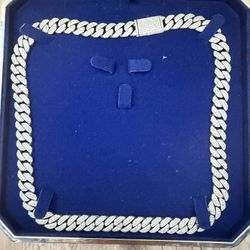 Cuban Moissanite Necklace 22”
