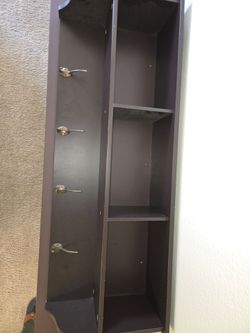 Entry way floating shelf