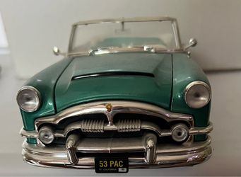 1/18 scale Diecast car