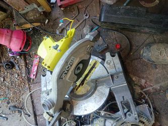 Ryobi 120ac Multi Cut Mighter Saw