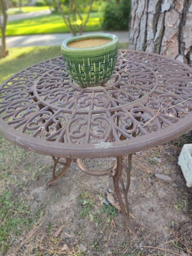 Heavy Duty Iron Bistro Table MESA DE FIERRO PESADO PARA Su PORCHE