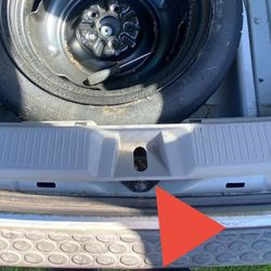 Trunk Cover Deck Trim Rear/Panel Toyota Matrix