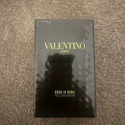 Valentino Born in Roma Yellow Dream Cologne