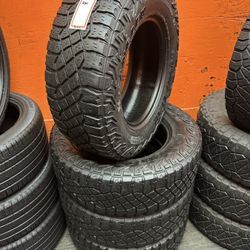 275/70R18 Goodyear Wrangler Territory M/T Full set of 4 Tires