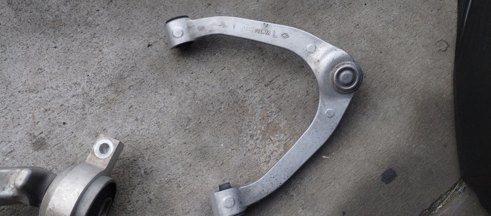 Upper Control Arm For Infiniti Q50