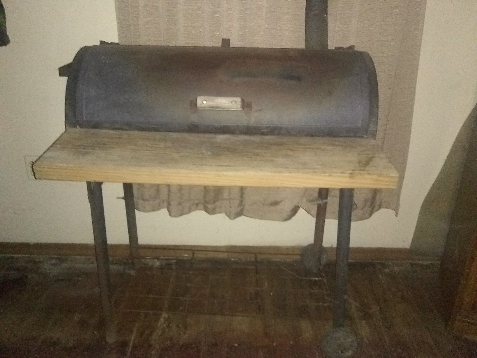 BBQ grill /smoker