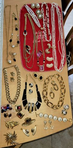 Jewels By Park Lane, Cookie Lee Jewelry And Loose Beads