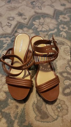 Gianni Bini wedges