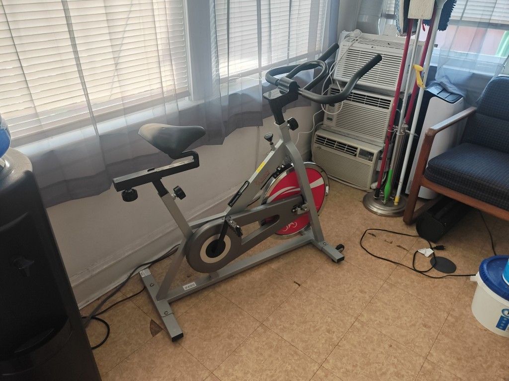 Sunny Health & Fitness Pro ll Stationary Bike