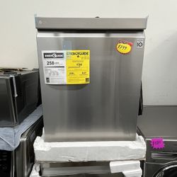 LG NEW QUAD WASH DISHWASHER WITH 3RD RACK
