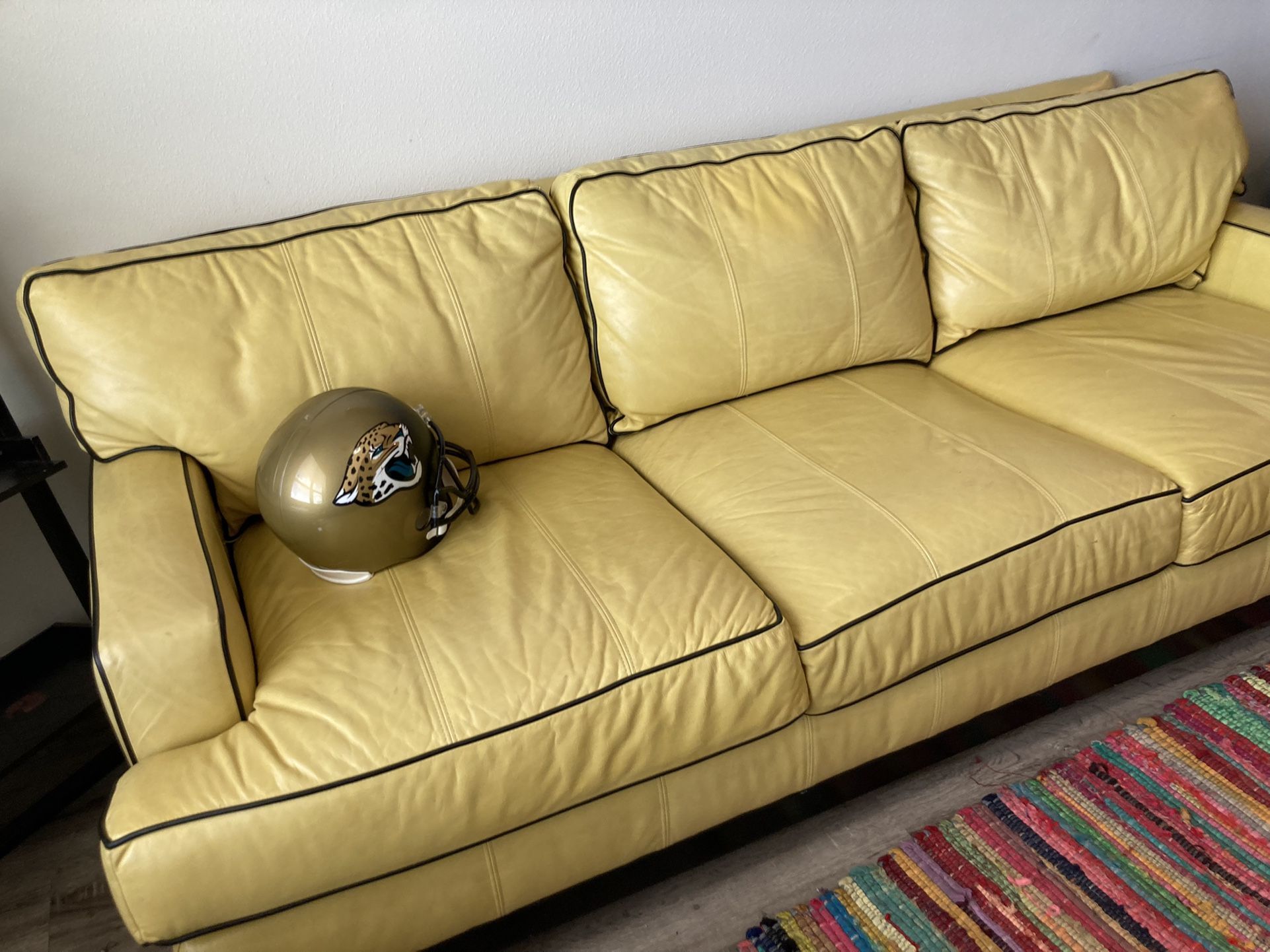 Ethan Allen Yellow Leather Couch Gently Used for Sale in Jacksonville