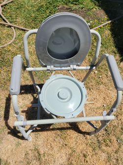 Commode