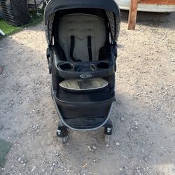 Graco child stroller 