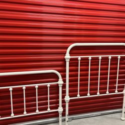 Twin Metal Bed Frame With Mattress