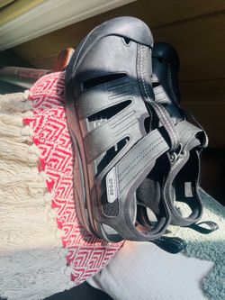 Crocs men’s 12