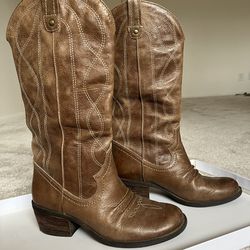 Nurture Western Leather Healed Boots