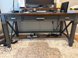 Reading desk