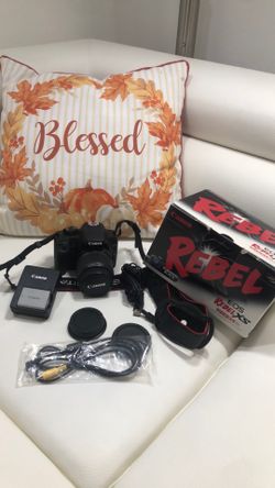 Canon eos Rebel XS EF-18-55 IS Kit