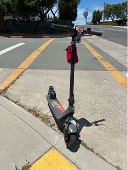 Electric scooter