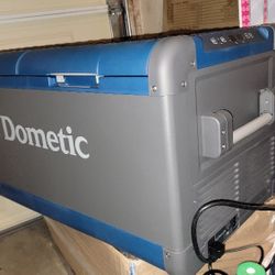 Dometic Dual Zone Electric Cooler&freezer 