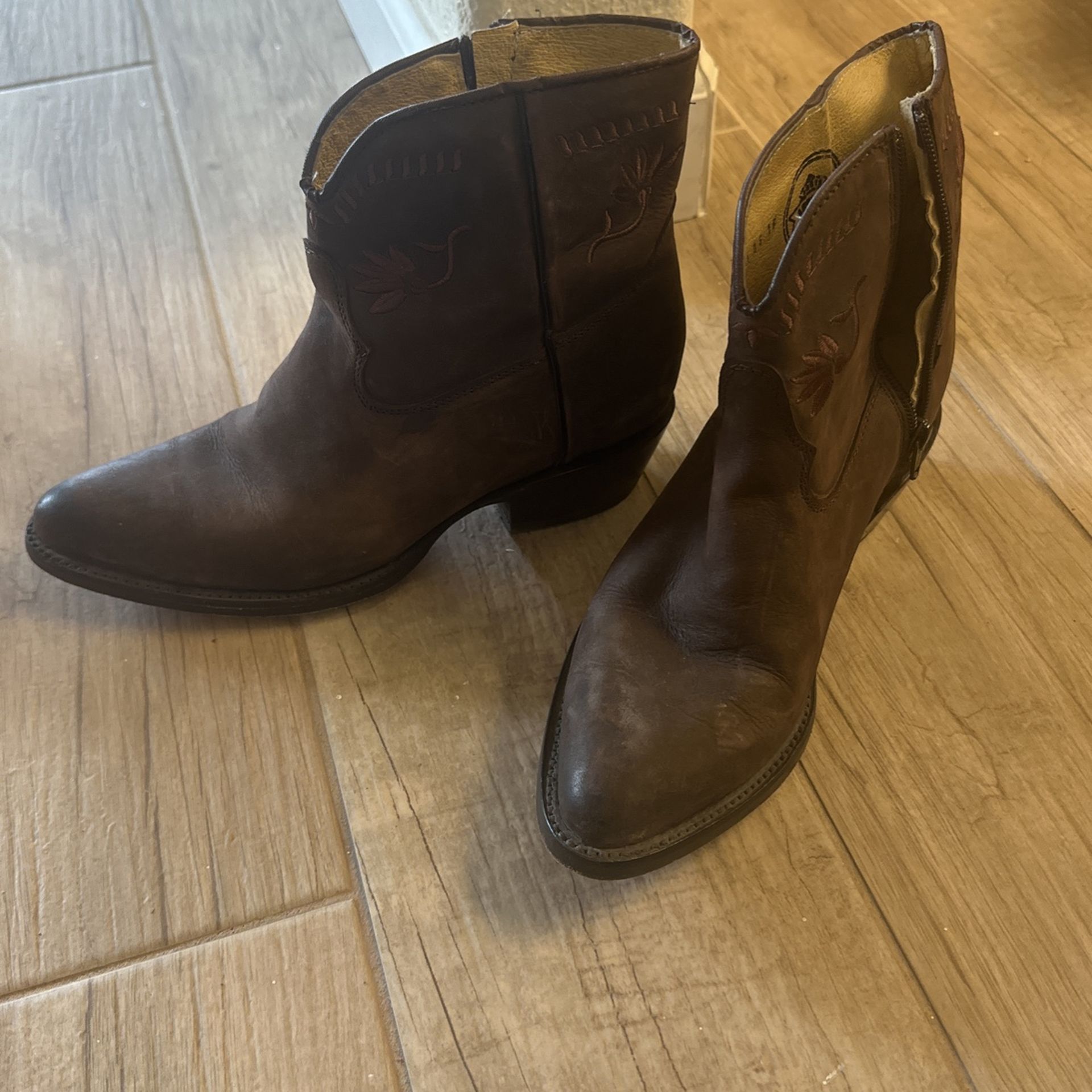 Leather Boots Size 8