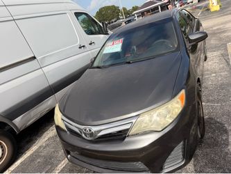 2012 Toyota Camry le