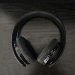 PlayStation gold Wireless headset 