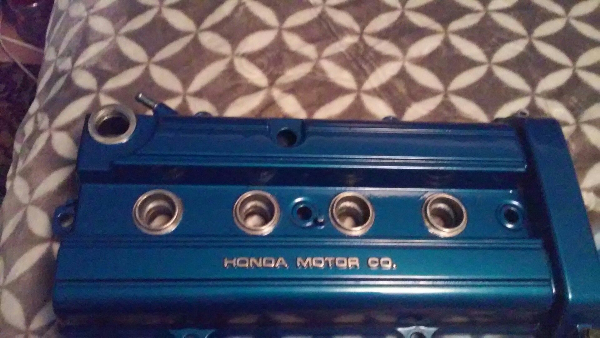 B18B1 VALVE COVER POLISHED or COLBALT BLUE for Sale in Federal Way, WA