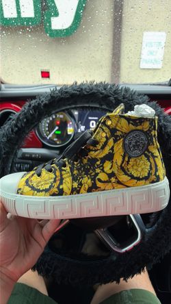 Versace sz 8 men’s