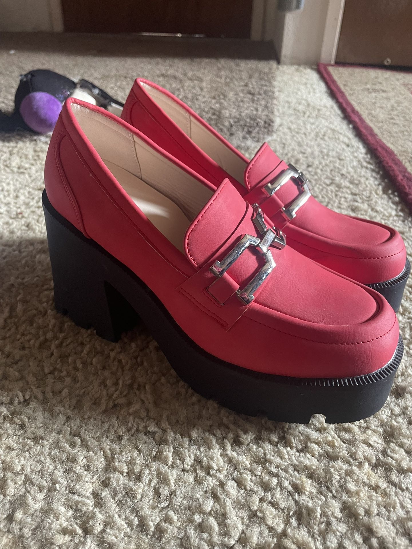 Red wedges