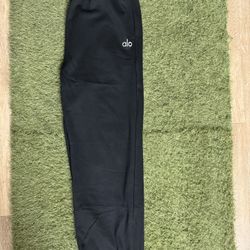 Alo Sweats