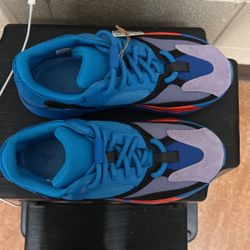 Yeezy 700 Hi - Res Blue 