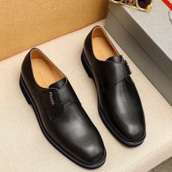 Prada Men’s Leather Shoes With Box 2026 New 