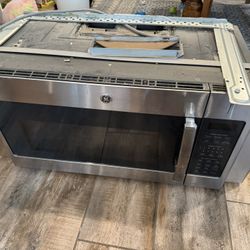 GE Full Size Above Oven Microwave 