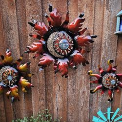 Metal Electric Sun Set Wall Decoration. (Clay Pots, Planters, Plants, Pottery)