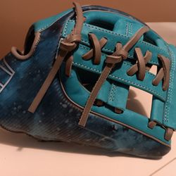Rawlings Rev1x 11.5 Inch Glove. Brand New Never Used.  Only $200