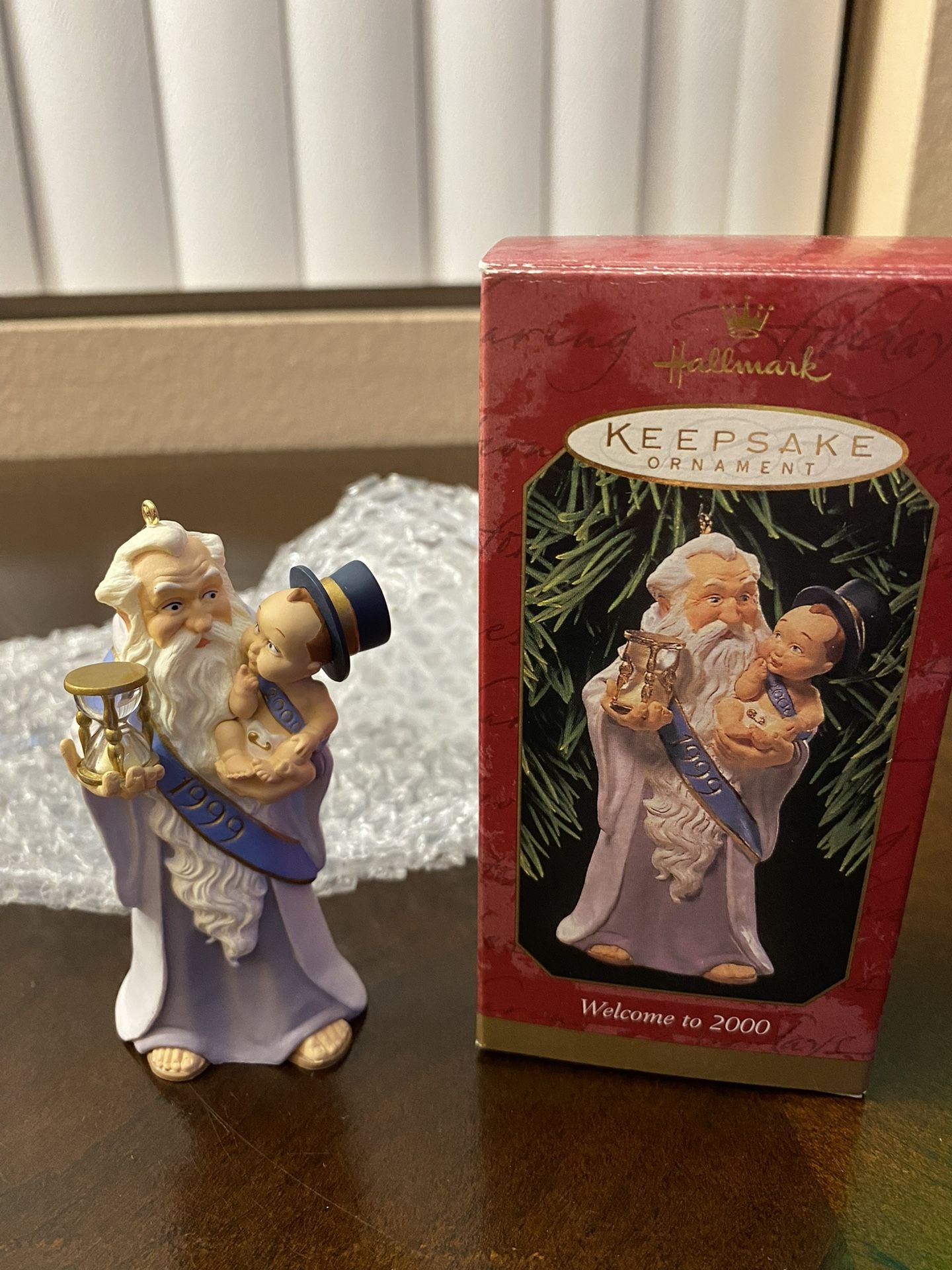 Hallmark 1999/2000 Keepsake Ornament, Welcome to 2000, NEW IN BOX!