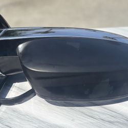 2010 2011 Cadillac Escalade Right Passenger Side Mirror Assembly Black & Chrome