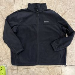 Colombia Sweather Size 3xl