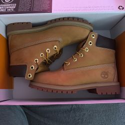 Size 4.5 M/M Timberland Premium 6in Lace Waterproof Wheat