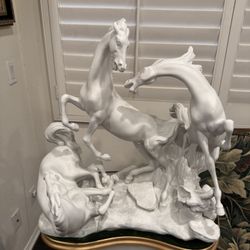 Lladro ( 3 Horses 🐎)