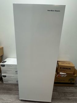 Hamilton Beach Fridge (doesn’t work)