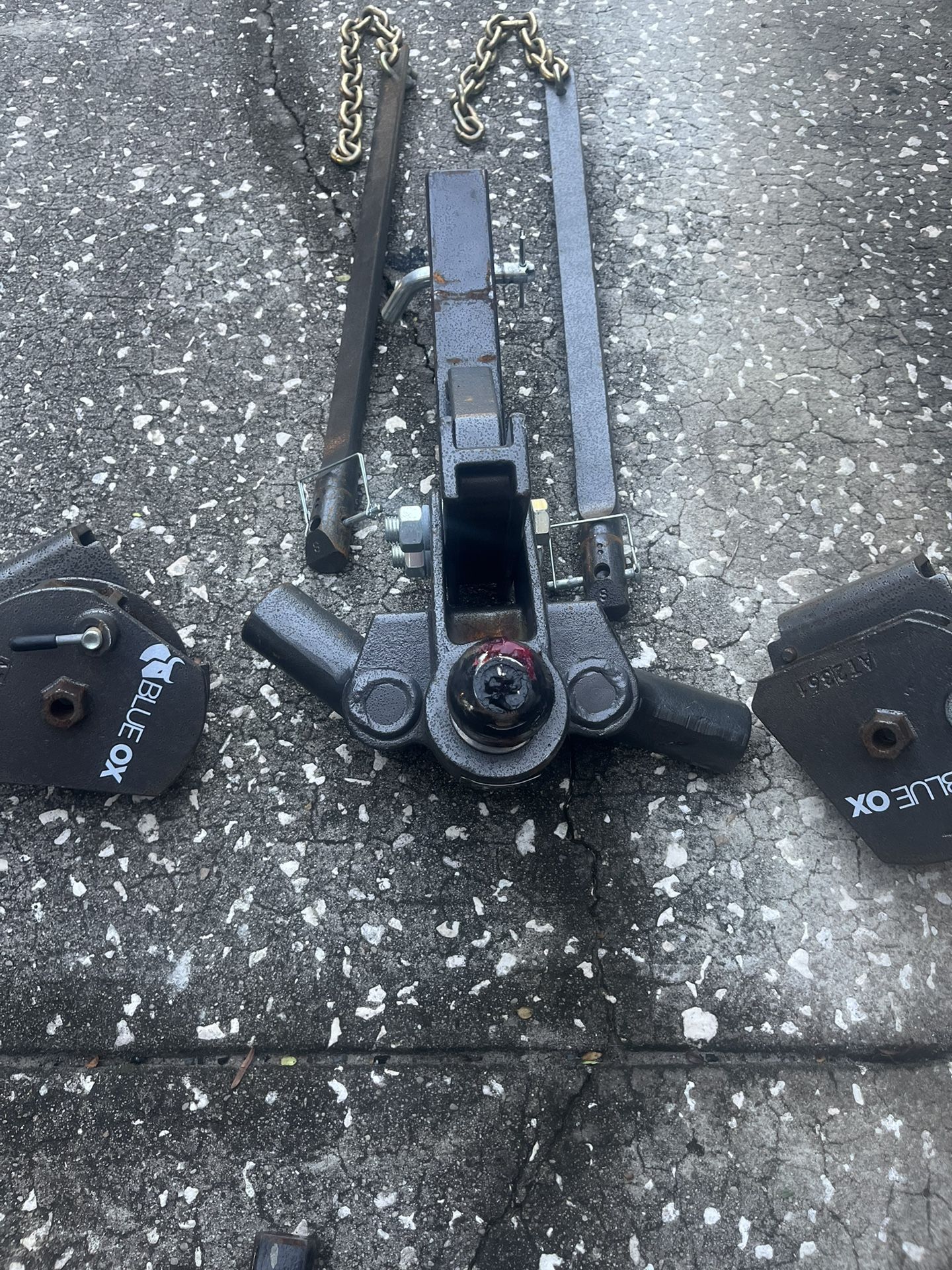 Blue Ox Weight Distribution Hitch