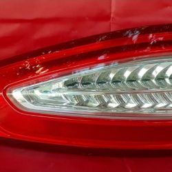 2013 2014 2015 2016 Ford Fusion Driver Side LH LED Taillight Tail Light Lamp OEM