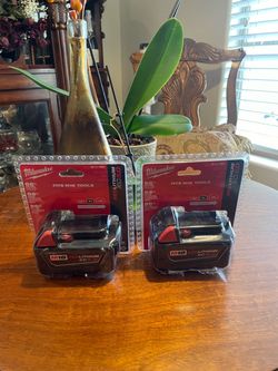 New Milwaukee Batteries M18 XC 5.0 $75 Each Cada Una