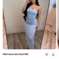 Women’s Dress- Medium 