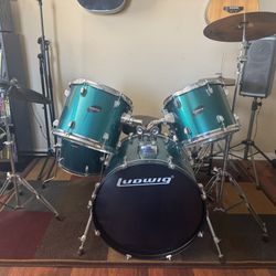 Ludwig Accent CS drum Set
